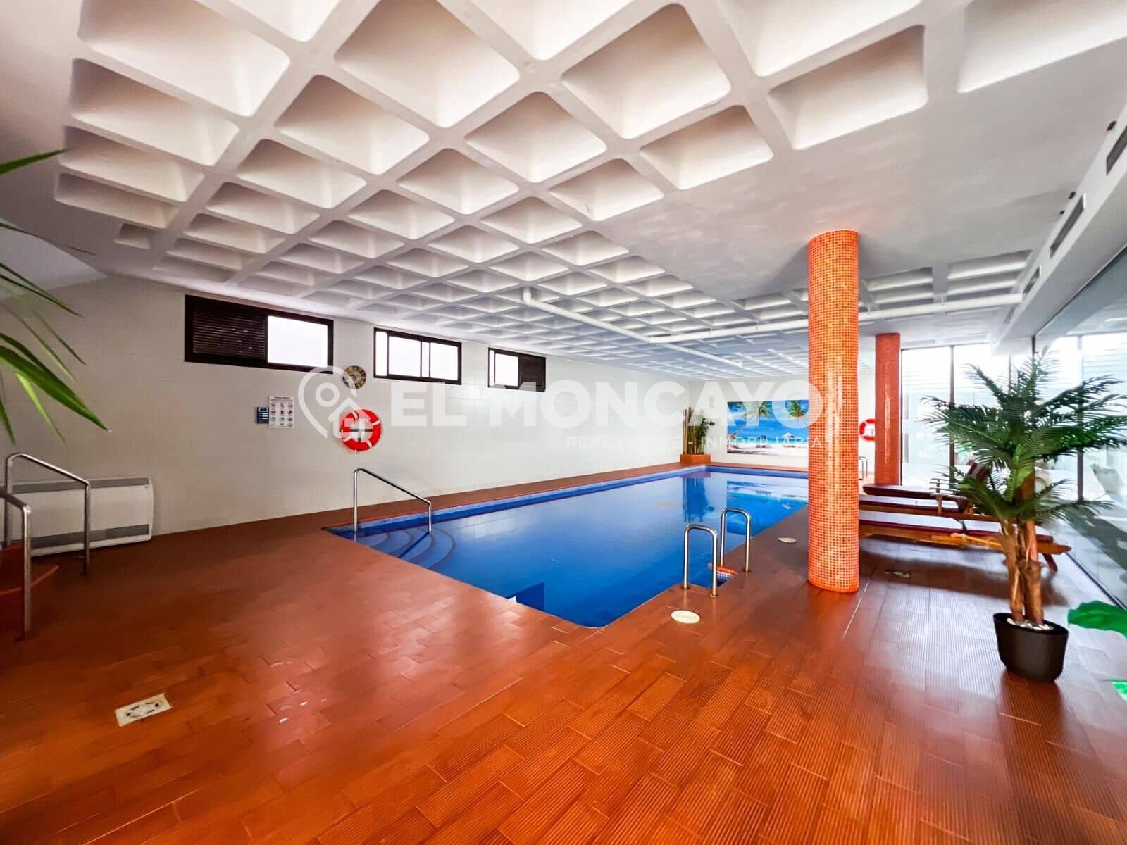 2 Zimmer Apartment zu verkaufen in Guardamar del Segura mit Pool Garage - 265.000 € (Ref: 7982560)