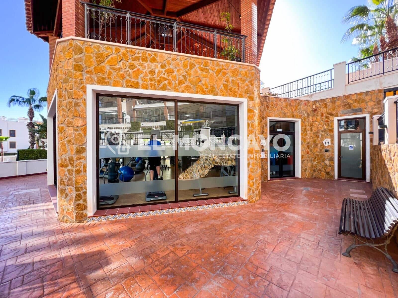 2 Zimmer Apartment zu verkaufen in Guardamar del Segura mit Pool Garage - 265.000 € (Ref: 7982560)