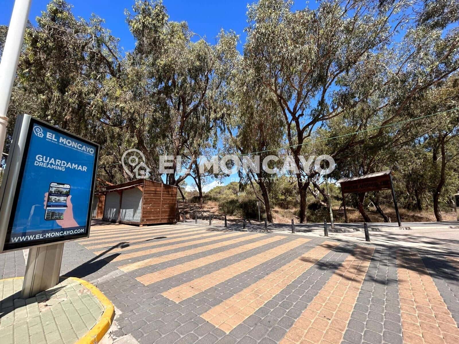 2 Zimmer Apartment zu verkaufen in Guardamar del Segura mit Pool Garage - 265.000 € (Ref: 7982560)