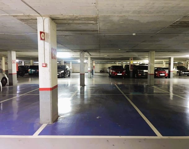 Garage for sale in Guardamar del Segura - € 9,500 (Ref: 8061963)