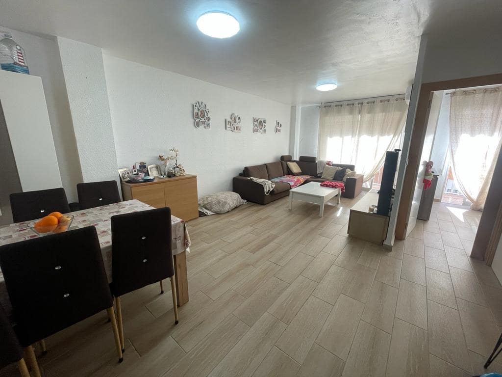 Apartamento de 3 habitaciones en Guardamar del Segura en venta - 179.000 € (Ref: 8067044)