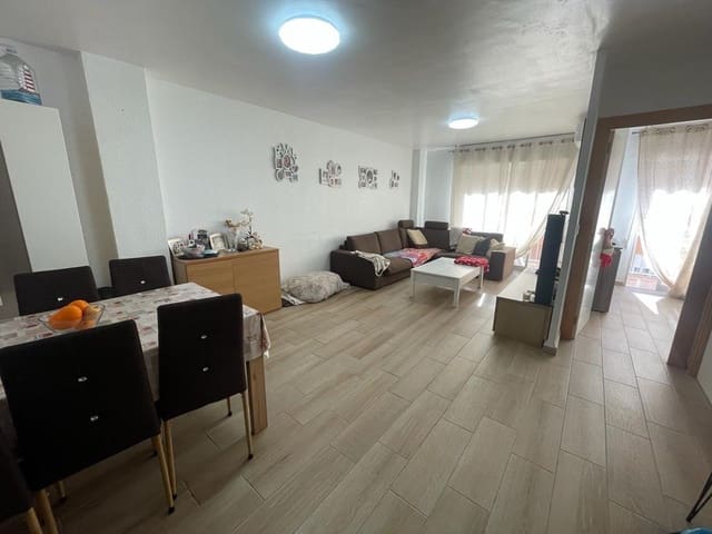 Apartamento de 3 habitaciones en Guardamar del Segura en venta - 179.000 € (Ref: 8067044)