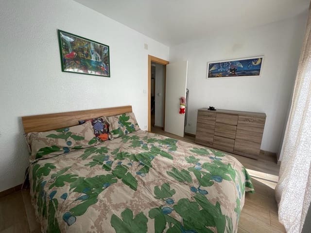 Apartamento de 3 habitaciones en Guardamar del Segura en venta - 179.000 € (Ref: 8067044)