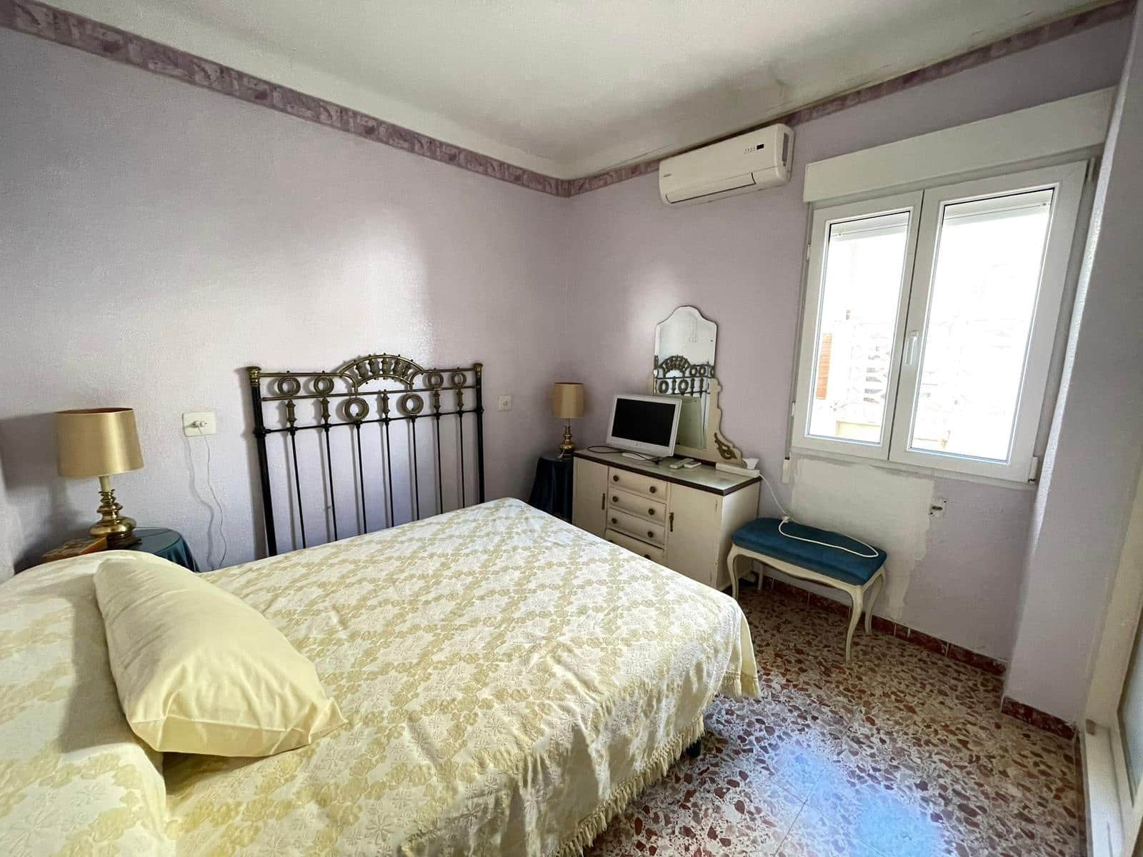 11 quarto Comercial para venda em Guardamar del Segura - 600 000 € (Ref: 8146474)