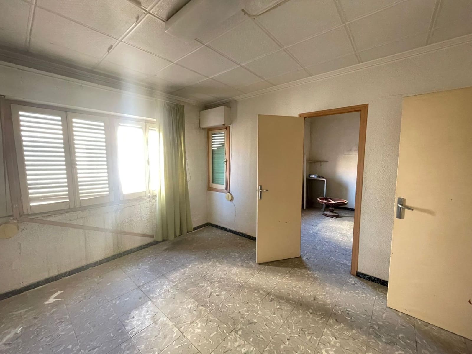 11 quarto Comercial para venda em Guardamar del Segura - 600 000 € (Ref: 8146474)