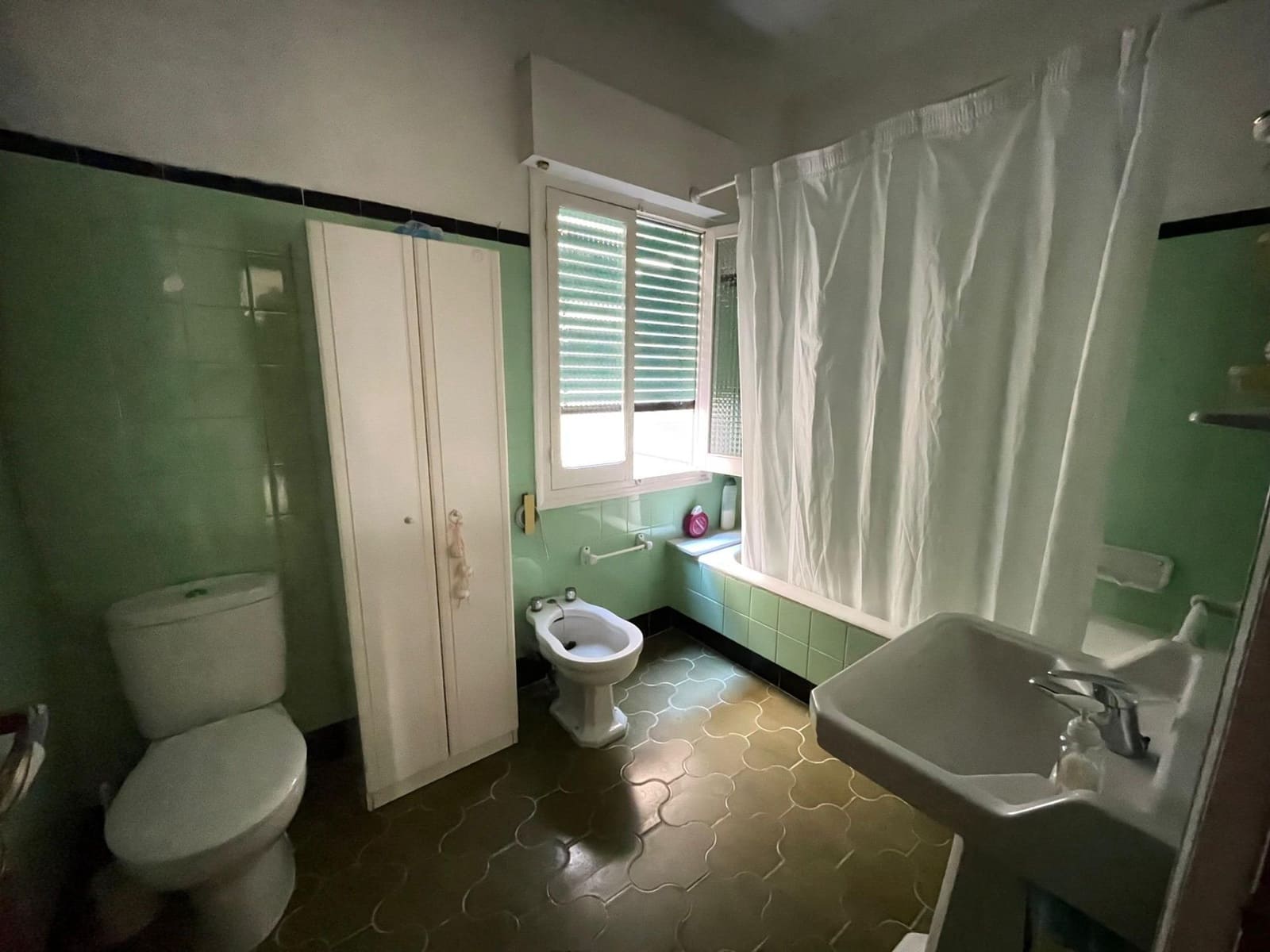 11 quarto Comercial para venda em Guardamar del Segura - 600 000 € (Ref: 8146474)