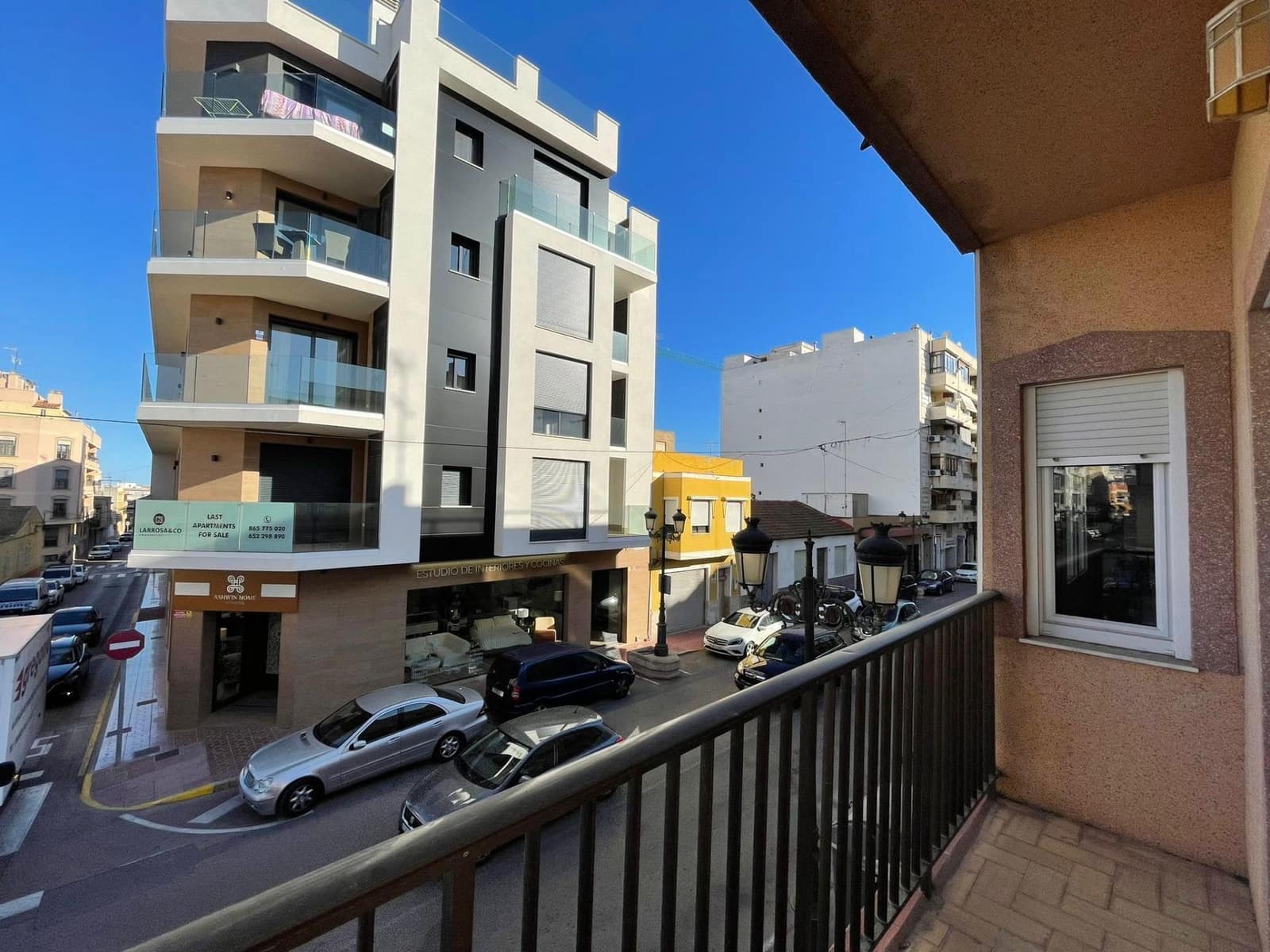 11 quarto Comercial para venda em Guardamar del Segura - 600 000 € (Ref: 8146474)