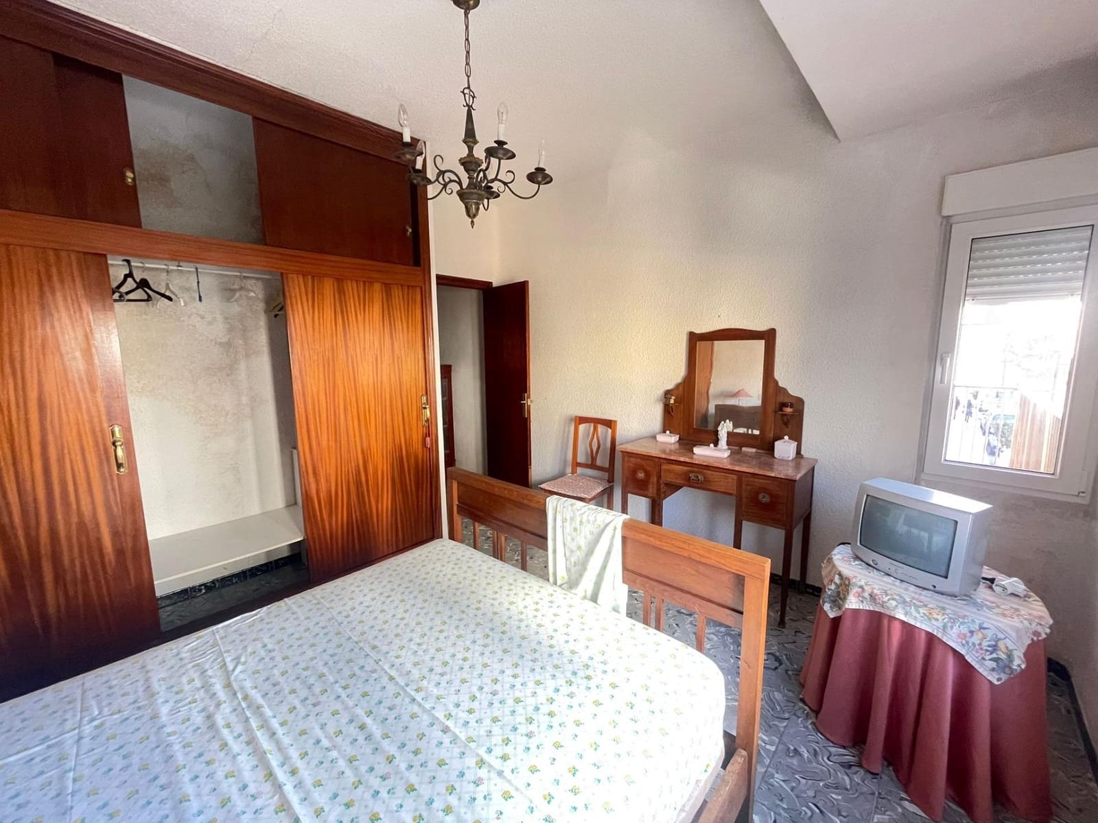 11 quarto Comercial para venda em Guardamar del Segura - 600 000 € (Ref: 8146474)