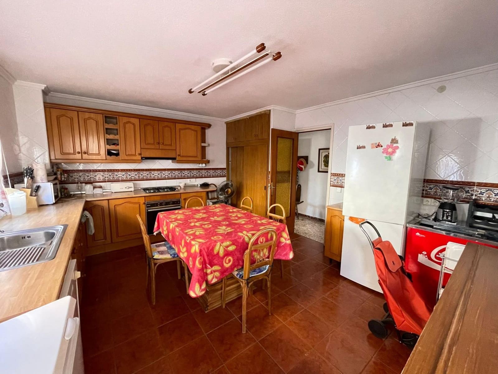 11 quarto Comercial para venda em Guardamar del Segura - 600 000 € (Ref: 8146474)