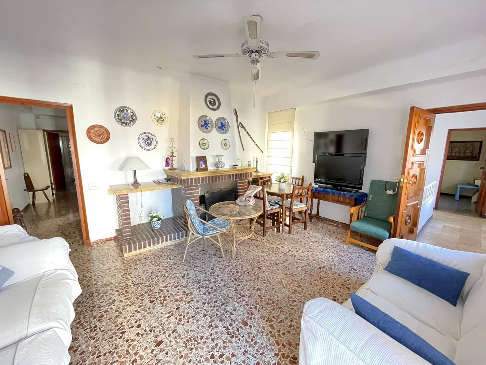 11 quarto Comercial para venda em Guardamar del Segura - 600 000 € (Ref: 8146474)