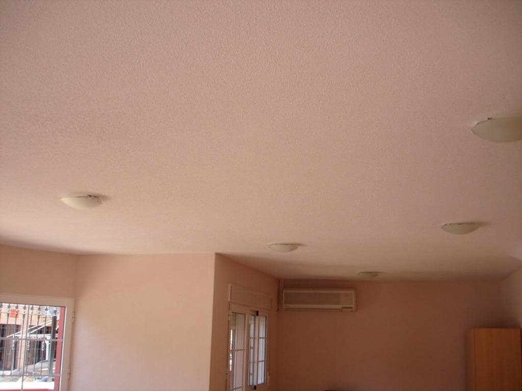 Adosado de 2 habitaciones en San Miguel de Salinas en venta con garaje - 300.000 € (Ref: 8158694)