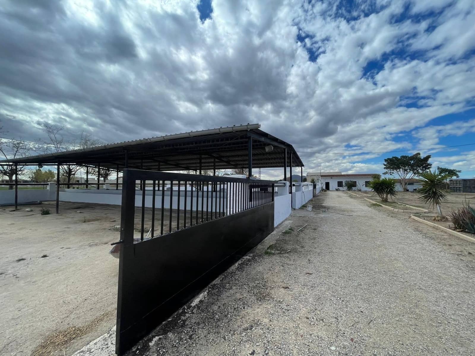 3 bedroom Finca/Country House for sale in Catral - € 420,000 (Ref: 8181765)