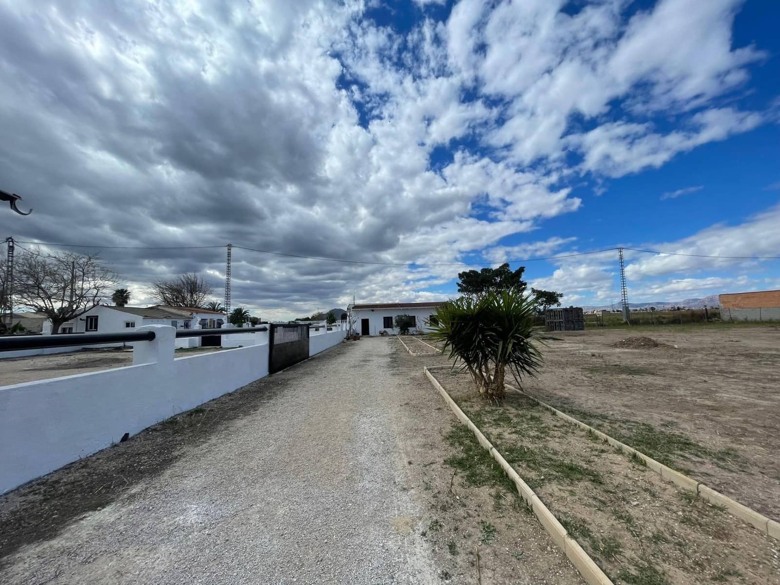 3 bedroom Finca/Country House for sale in Catral - € 420,000 (Ref: 8181765)