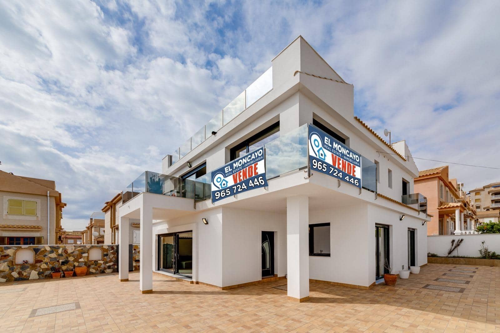 4 Zimmer Villa zu verkaufen in Cabo Cervera mit Pool - 990.000 € (Ref: 8201985)