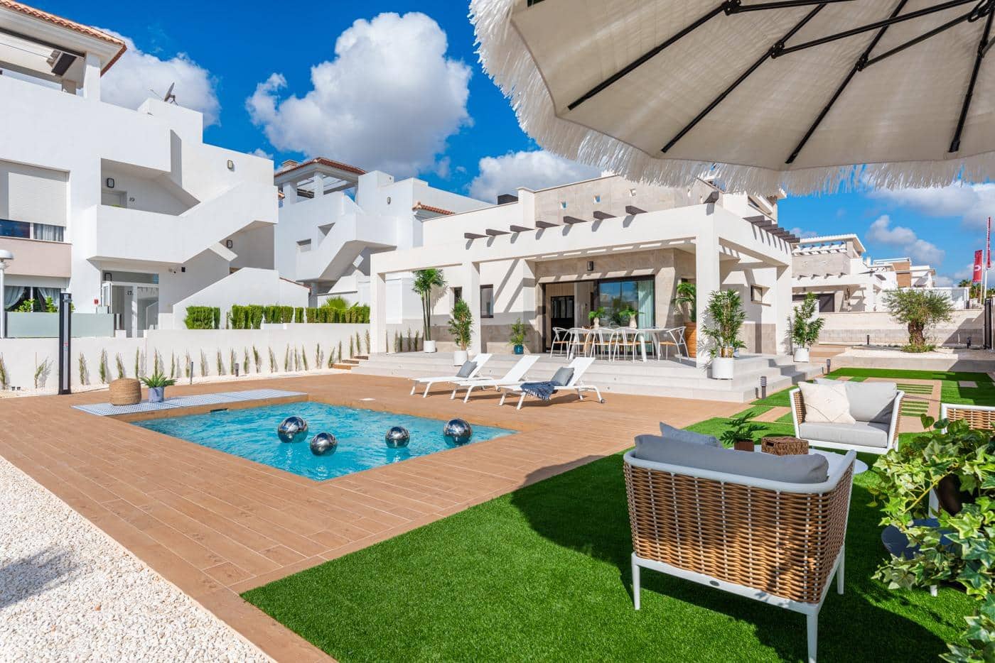 3 sypialnia Willa na sprzedaż w Ciudad Quesada z basenem - 620 650 € (Ref: 8206778)