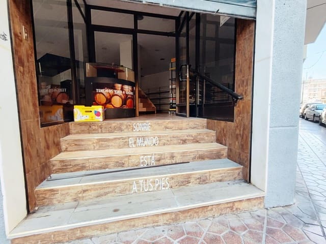 Kommersiell til salgs i Guardamar del Segura - € 275 000 (Ref: 8303148)