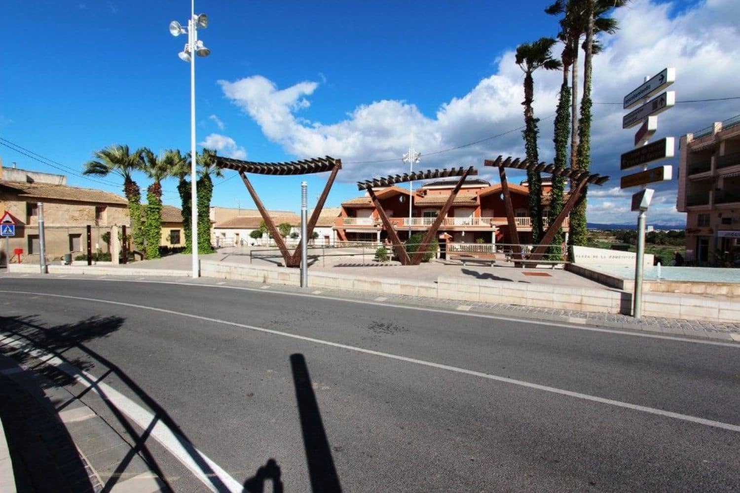 4 slaapkamer Huis te koop in Benijofar met garage - € 189.900 (Ref: 8343166)