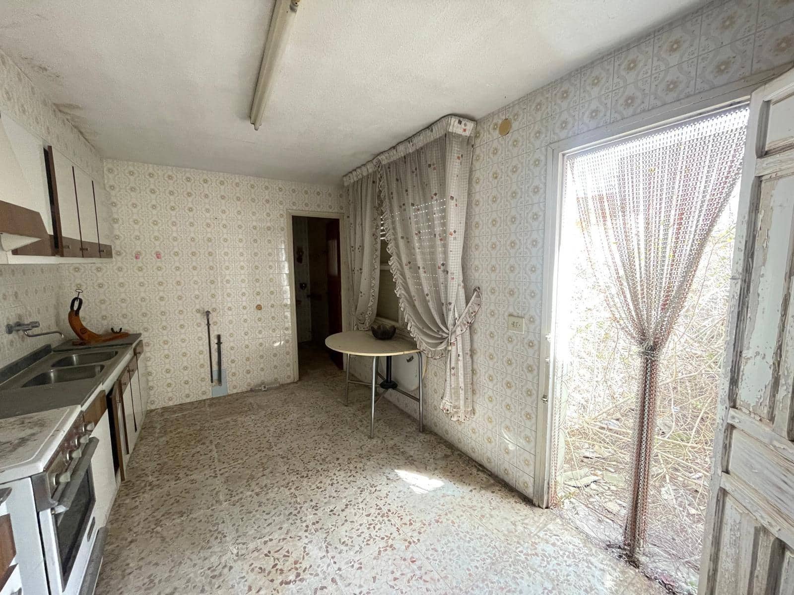 4 slaapkamer Huis te koop in Benijofar met garage - € 189.900 (Ref: 8343166)