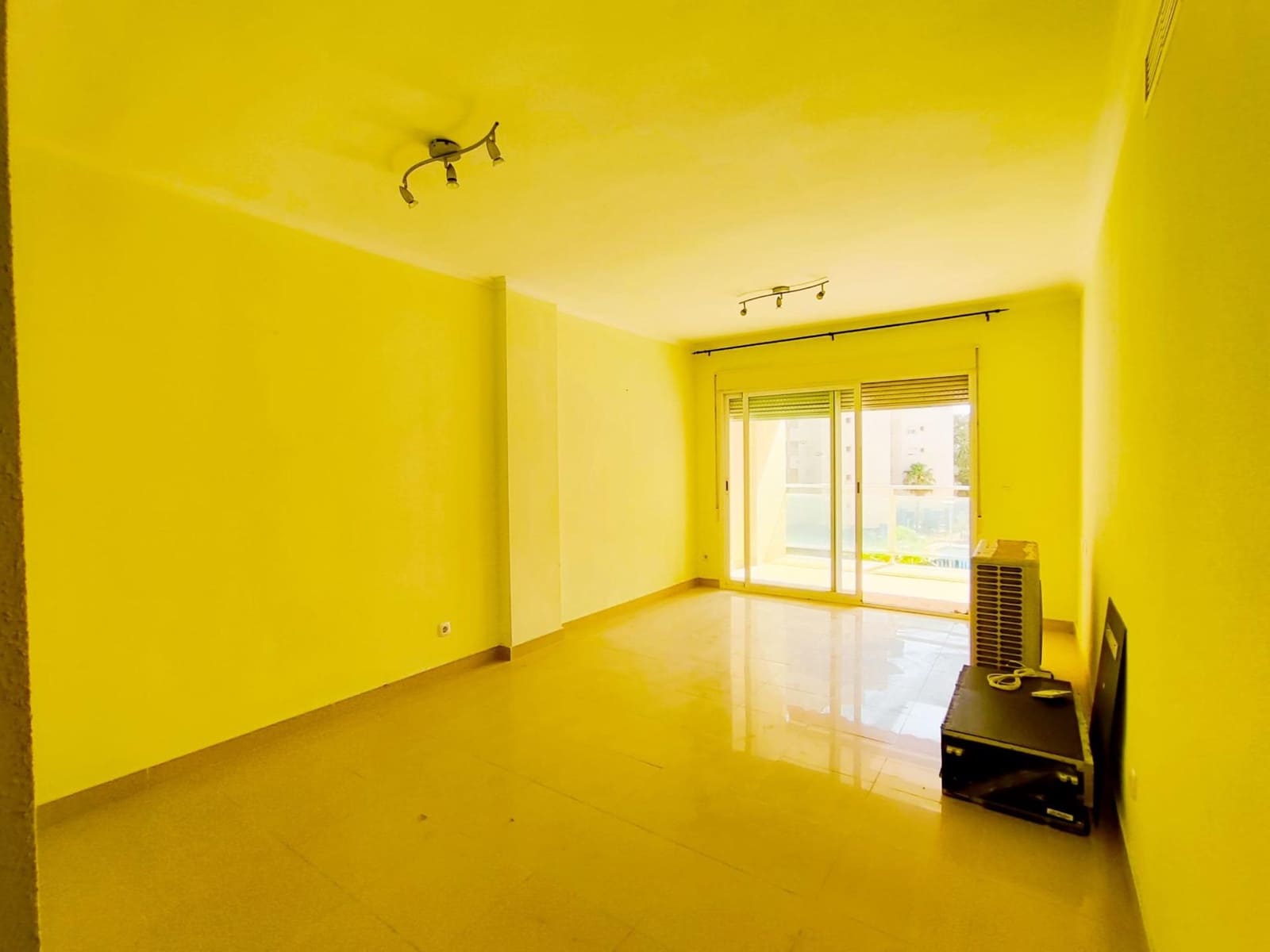 2 Zimmer Apartment zu verkaufen in Guardamar del Segura mit Pool - 170.000 € (Ref: 8354283)