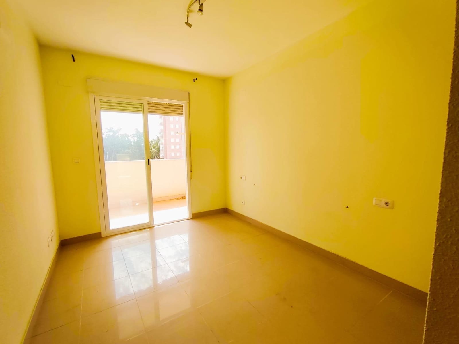 2 Zimmer Apartment zu verkaufen in Guardamar del Segura mit Pool - 170.000 € (Ref: 8354283)