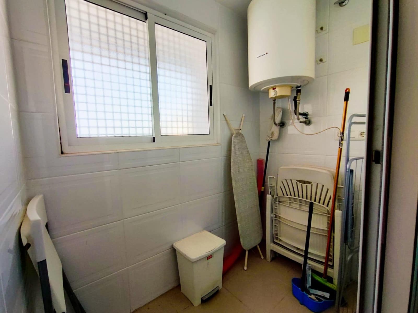 2 Zimmer Apartment zu verkaufen in Guardamar del Segura mit Pool - 170.000 € (Ref: 8354283)