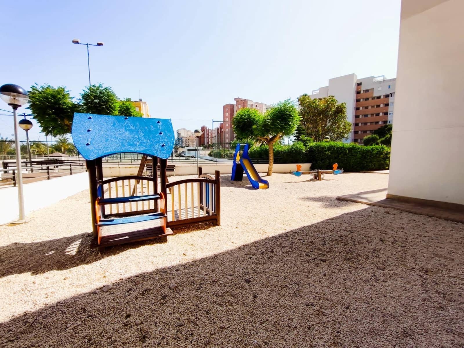 2 Zimmer Apartment zu verkaufen in Guardamar del Segura mit Pool - 170.000 € (Ref: 8354283)