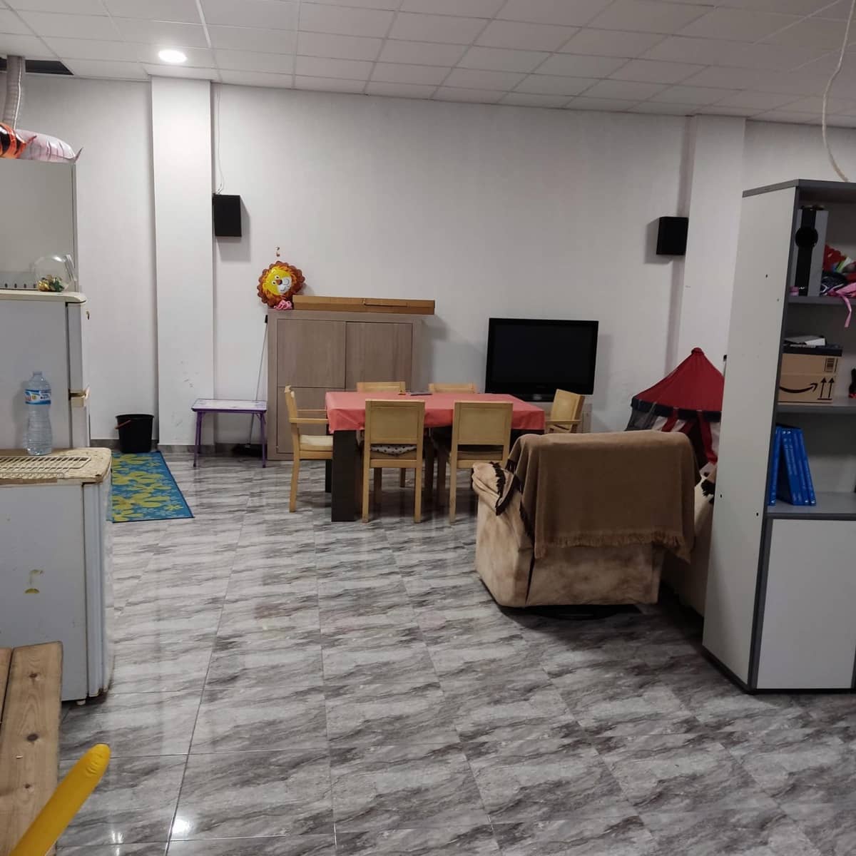 Comercial para venda em Guardamar del Segura com garagem - 173 000 € (Ref: 8363507)