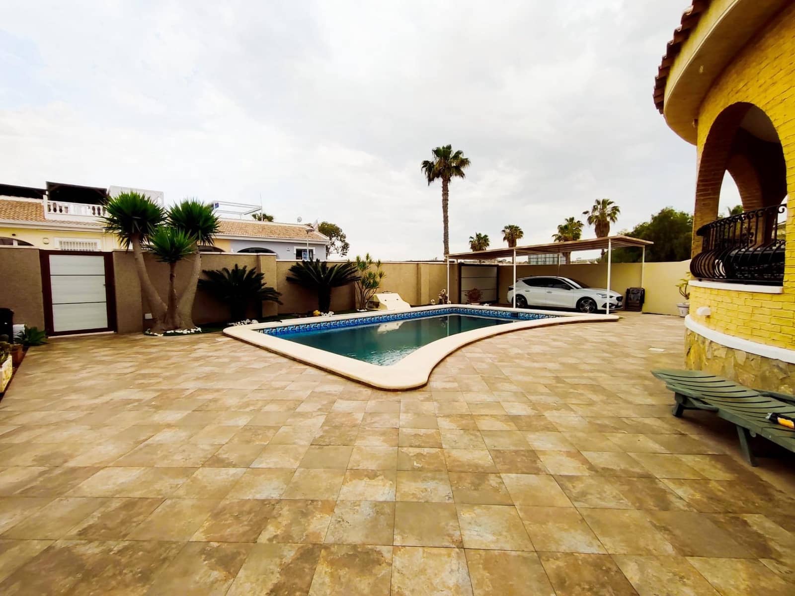 3 bedroom Villa for sale in Benijofar with pool - € 350,000 (Ref: 8371137)