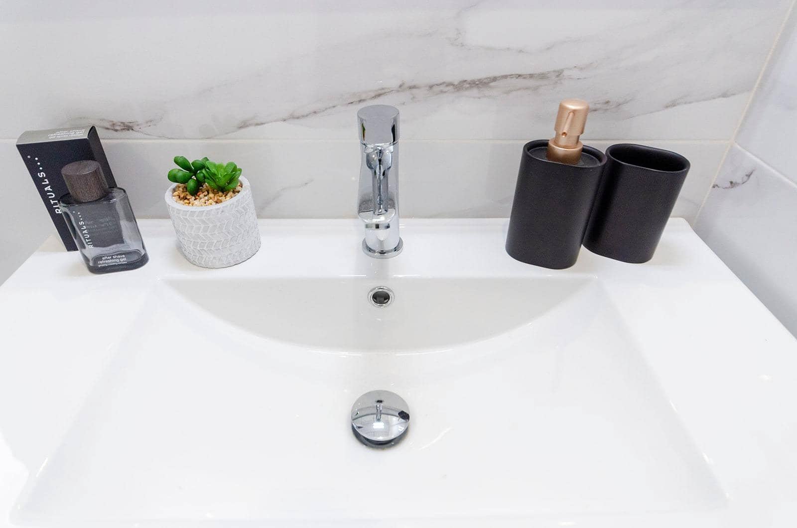 3 slaapkamer Villa te koop in Torrevieja met zwembad - € 385.000 (Ref: 8396967)