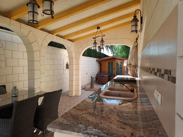 5 chambre Villa/Maison à vendre à Benimar, Benijófar avec piscine - 498 000 € (Ref: 8450715)