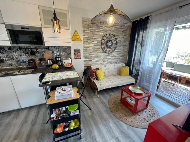 Apartamento de 2 habitaciones en Guardamar del Segura en venta - 139.000 € (Ref: 8457130)