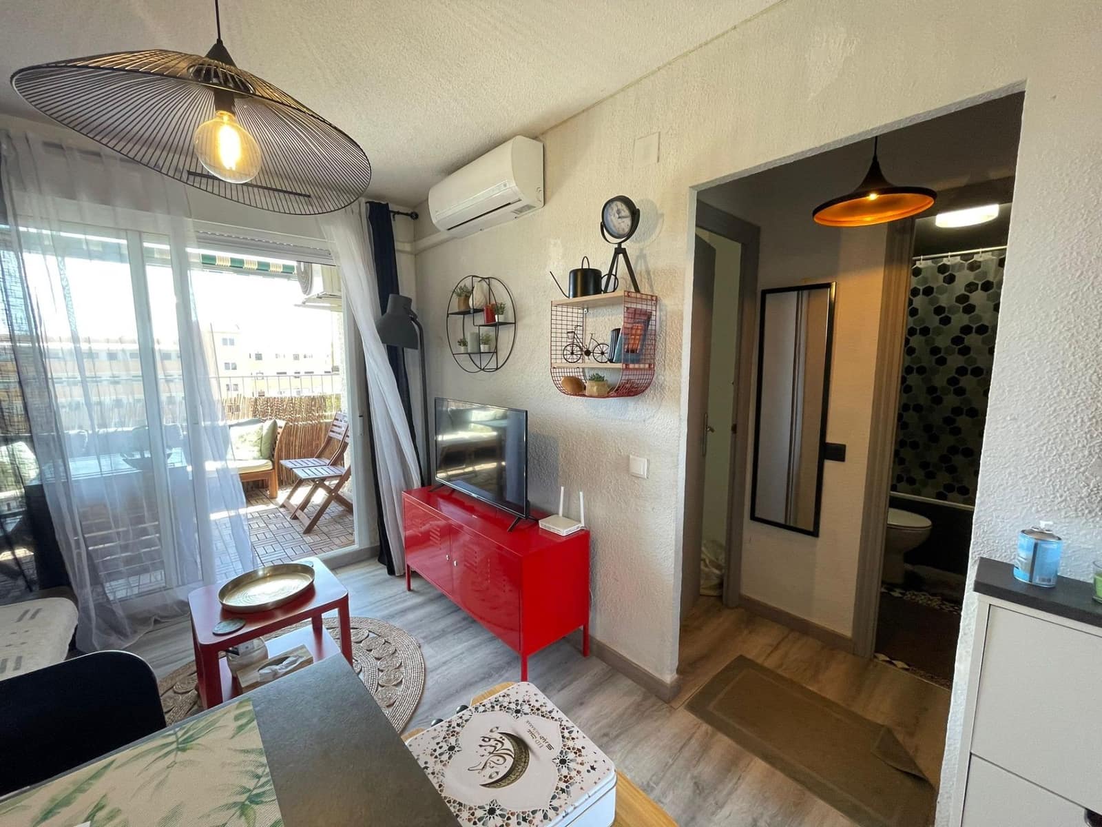 Apartamento de 2 habitaciones en Guardamar del Segura en venta - 139.000 € (Ref: 8457130)