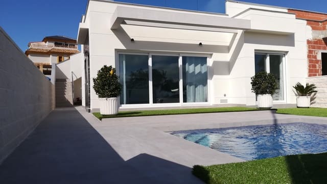3 Zimmer Reihenhaus zu verkaufen in Los Montesinos mit Pool - 295.000 € (Ref: 8479461)