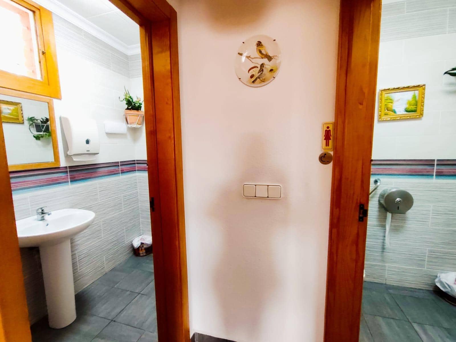 Virksomhed til salg i La Marina - € 145.000 (Ref: 8536548)