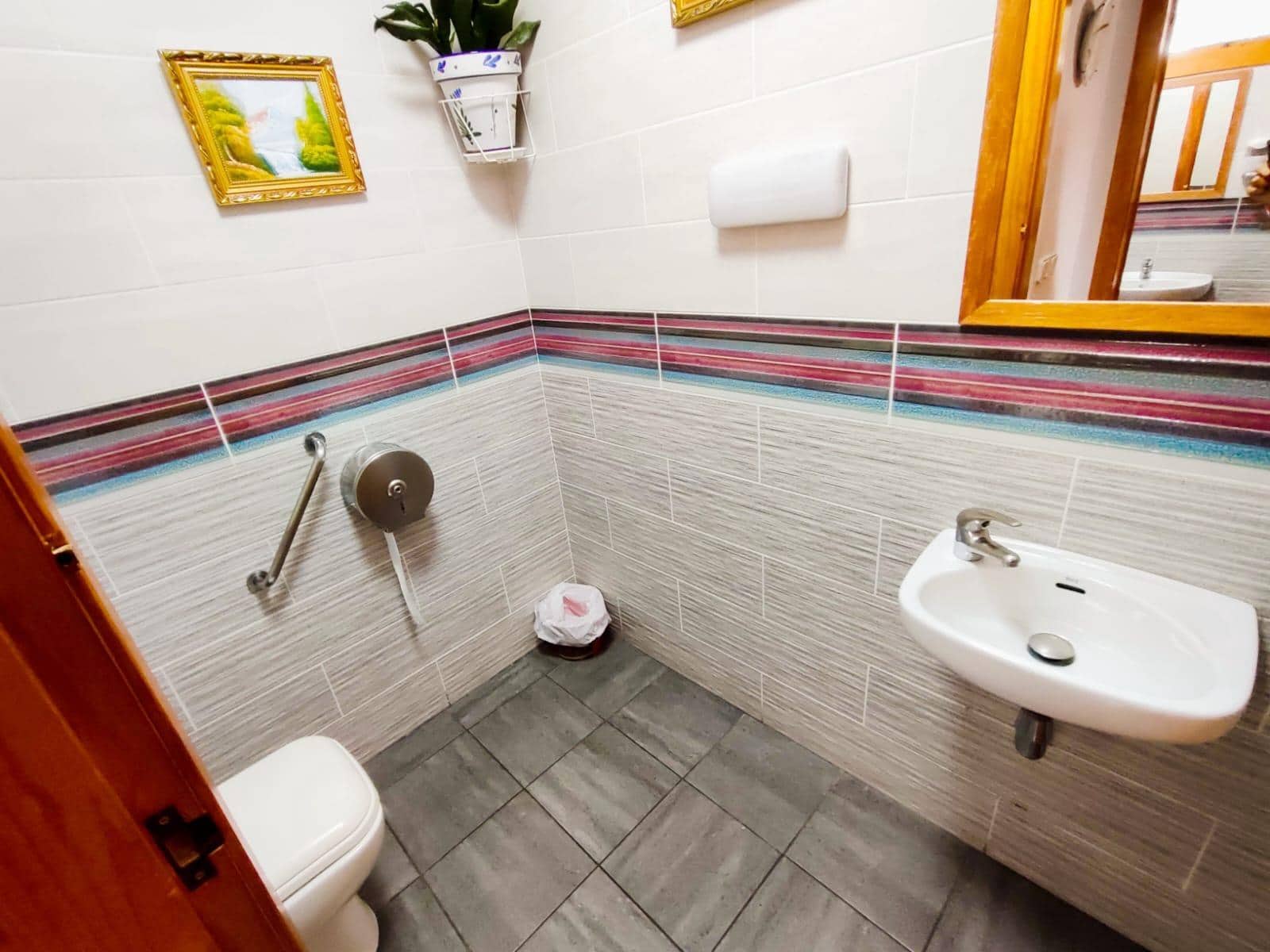 Virksomhed til salg i La Marina - € 145.000 (Ref: 8536548)