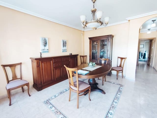 5 slaapkamer Rijtjeshuis te koop in Rojales met garage - € 244.000 (Ref: 8615179)