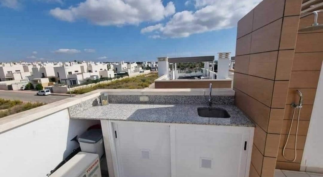 3 sovrum Radhus till salu i Ciudad Quesada med pool - 345 000 € (Ref: 8636670)