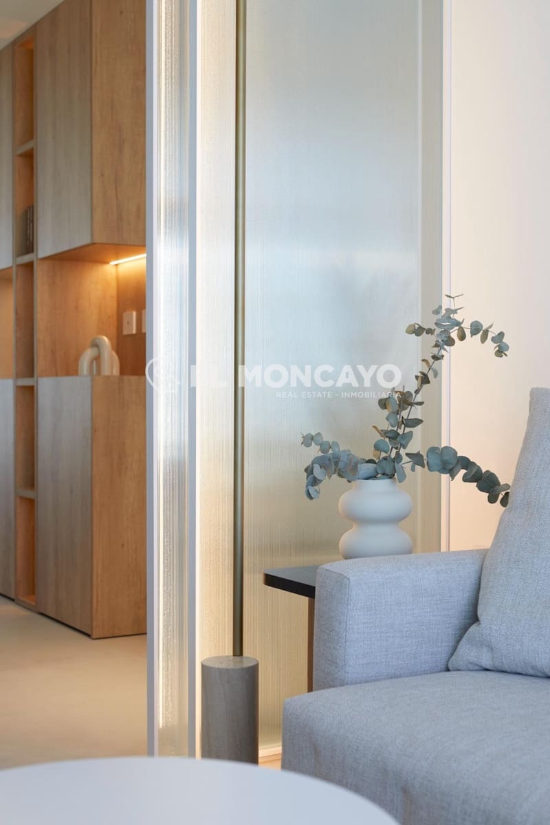 3 sypialnia Penthouse na sprzedaż w La Manga del Mar Menor z basenem - 800 000 € (Ref: 8666790)