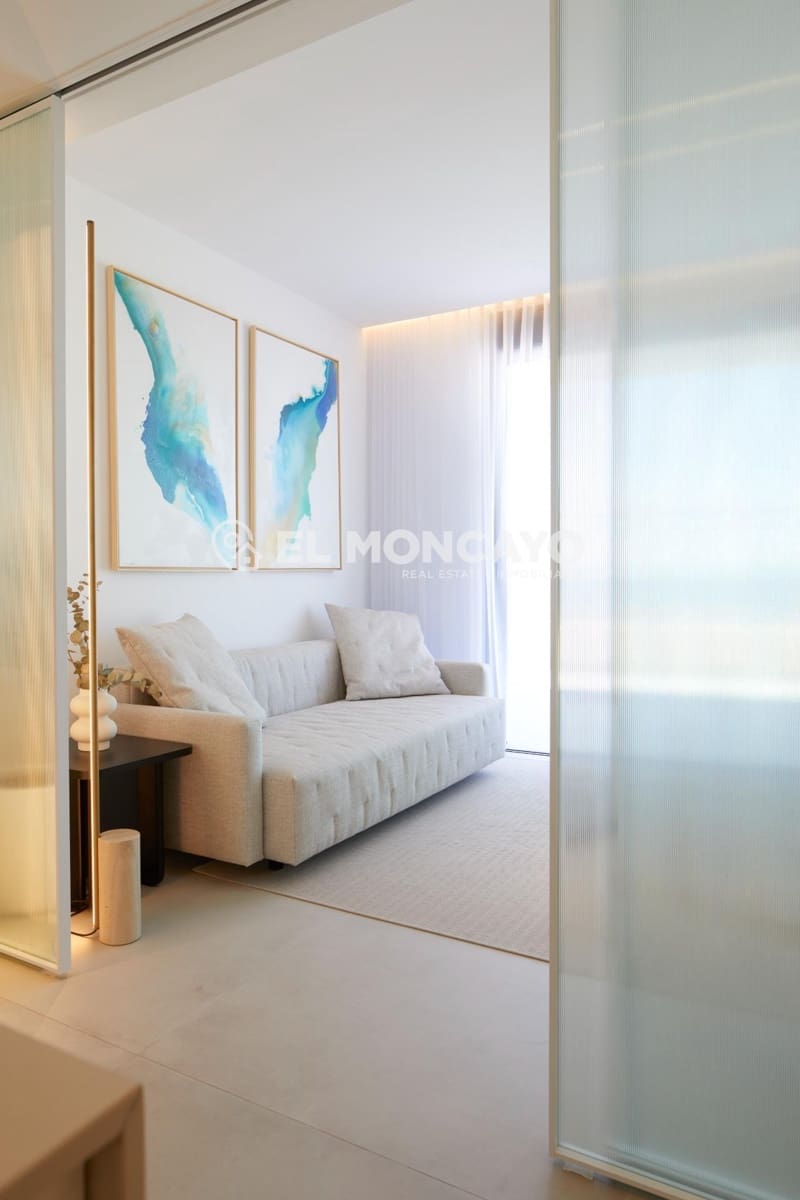 3 sypialnia Penthouse na sprzedaż w La Manga del Mar Menor z basenem - 800 000 € (Ref: 8666790)