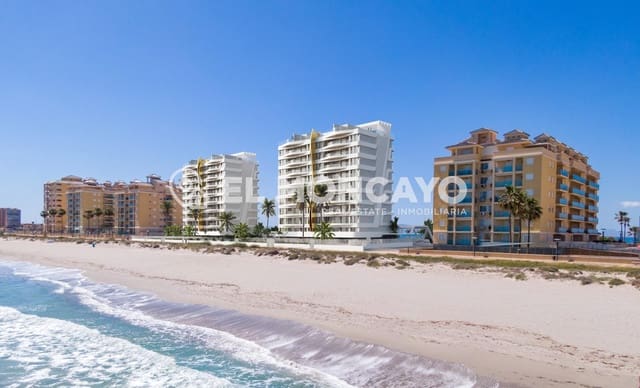3 sypialnia Penthouse na sprzedaż w La Manga del Mar Menor z basenem - 800 000 € (Ref: 8666790)