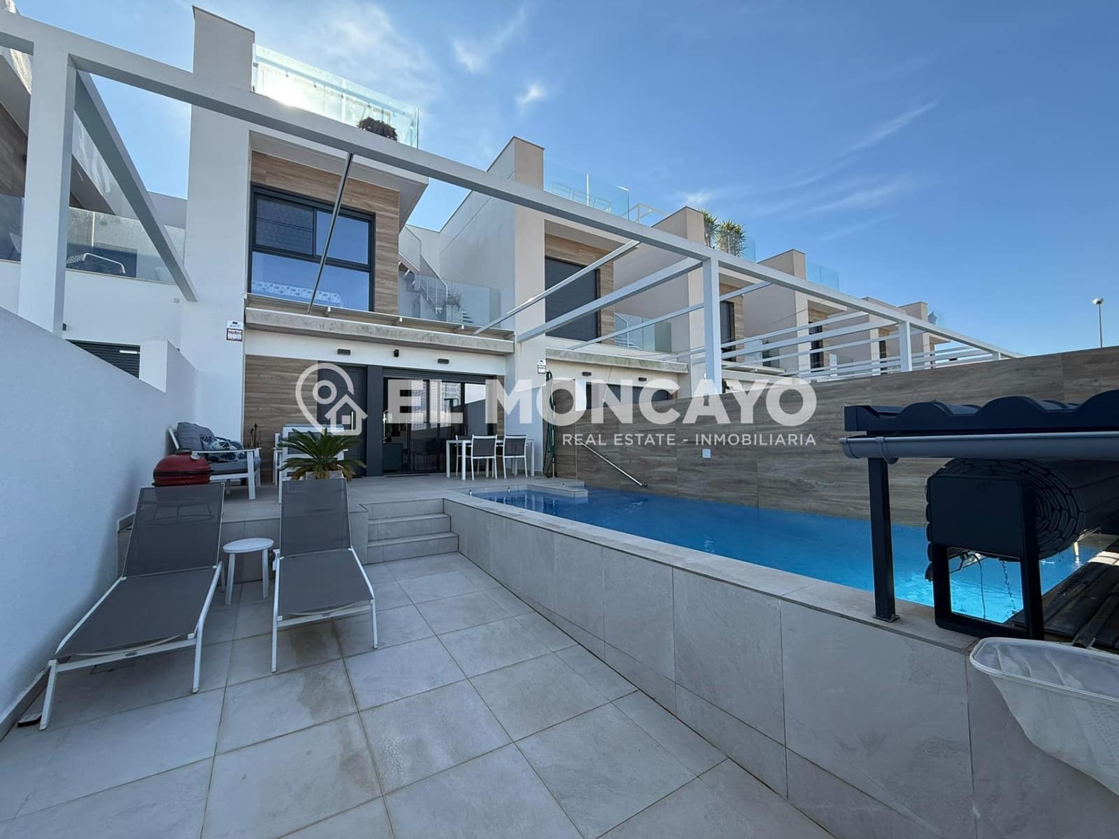 3 sovrum Radhus till salu i Rojales med pool - 399 000 € (Ref: 8672010)