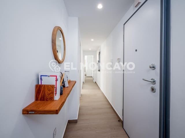 Chalet de 3 habitaciones en Algorfa en venta con piscina - 619.000 € (Ref: 8678171)