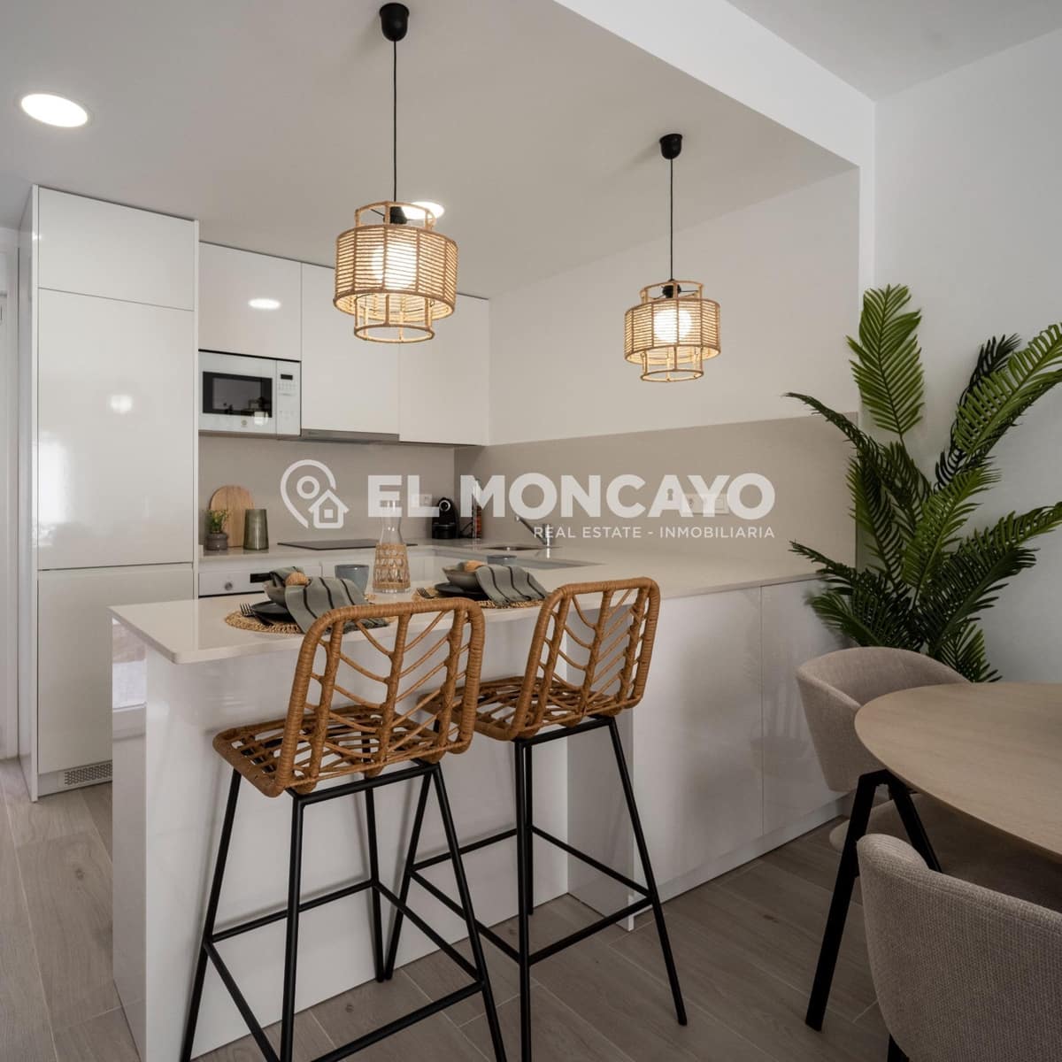 3 soveværelse Rækkehus til salg i Avileses med swimmingpool - € 249.000 (Ref: 8680070)