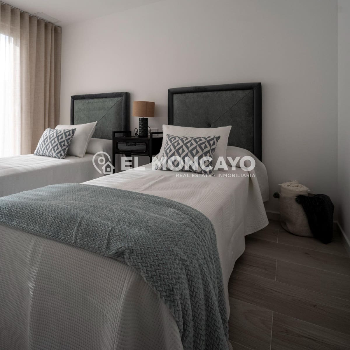 3 soveværelse Rækkehus til salg i Avileses med swimmingpool - € 249.000 (Ref: 8680070)