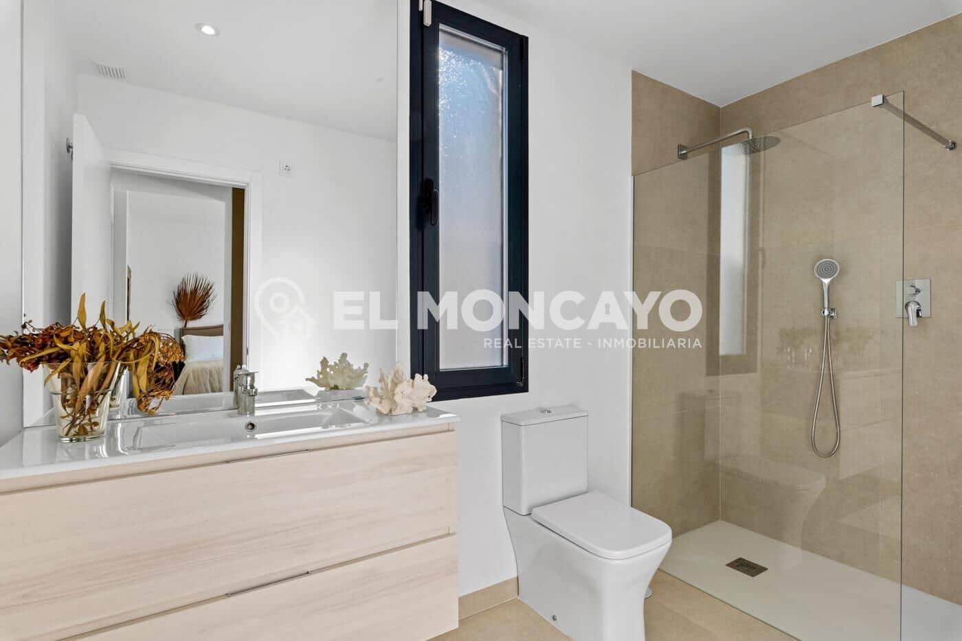 3 sypialnia Willa na sprzedaż w La Manga del Mar Menor z basenem - 549 000 € (Ref: 8689291)