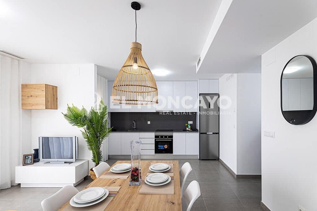 3 sypialnia Apartament na sprzedaż w La Manga del Mar Menor z basenem - 240 052 € (Ref: 8698213)