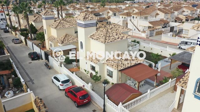 5 soveværelse Villa til salg i Algorfa med swimmingpool - € 379.000 (Ref: 8728070)