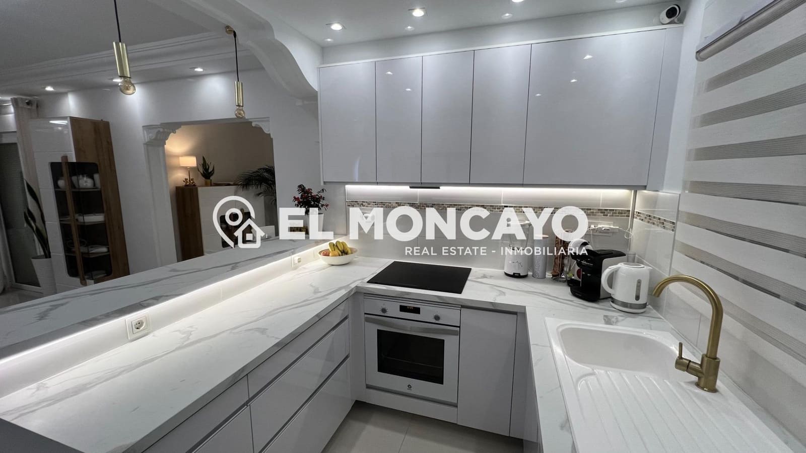 5 soveværelse Villa til salg i Algorfa med swimmingpool - € 379.000 (Ref: 8728070)