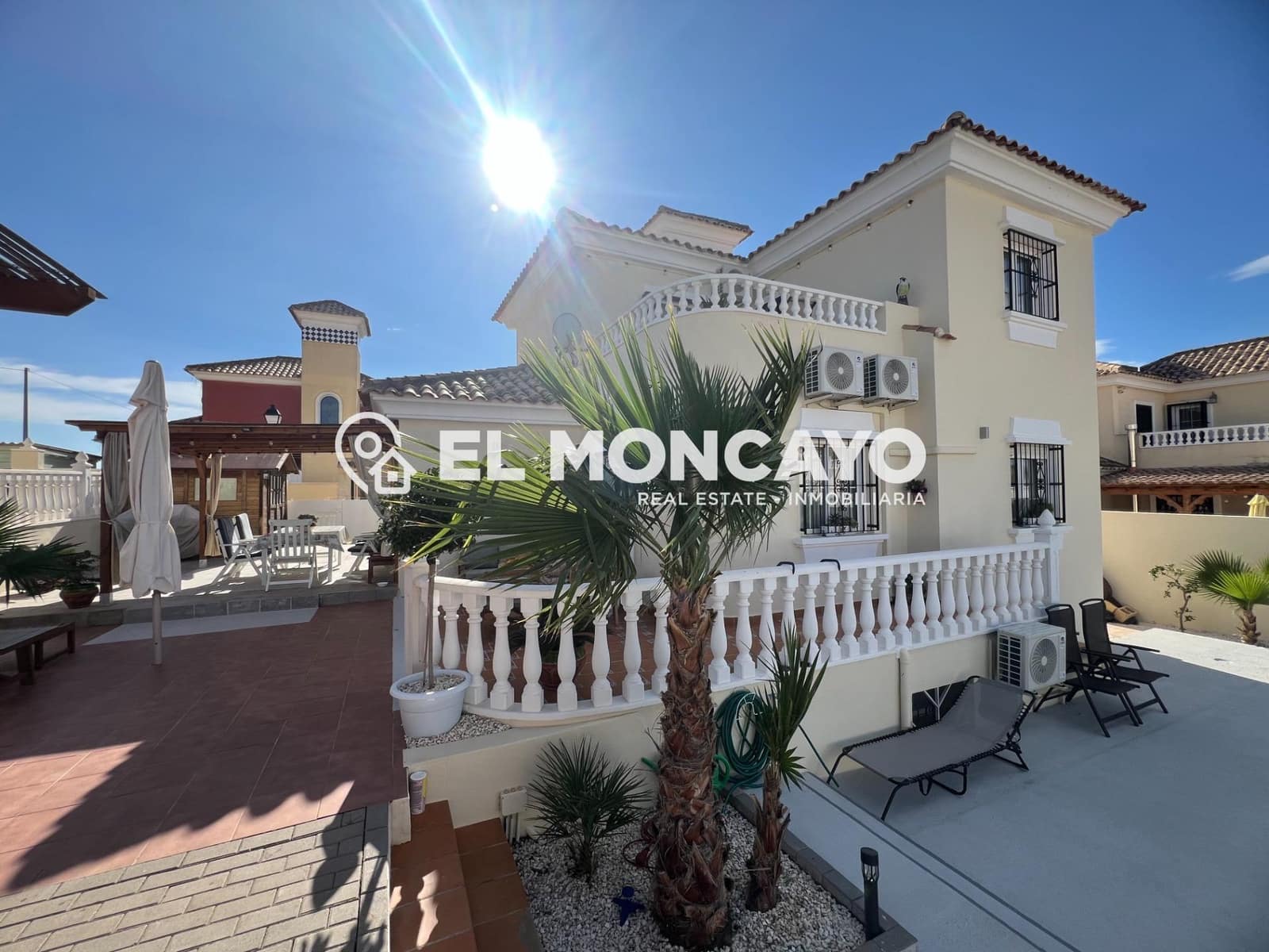 5 soveværelse Villa til salg i Algorfa med swimmingpool - € 379.000 (Ref: 8728070)