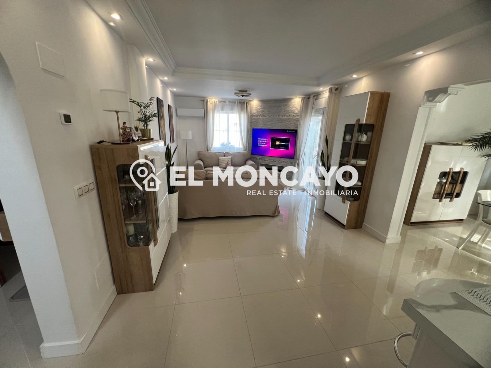 5 soveværelse Villa til salg i Algorfa med swimmingpool - € 379.000 (Ref: 8728070)